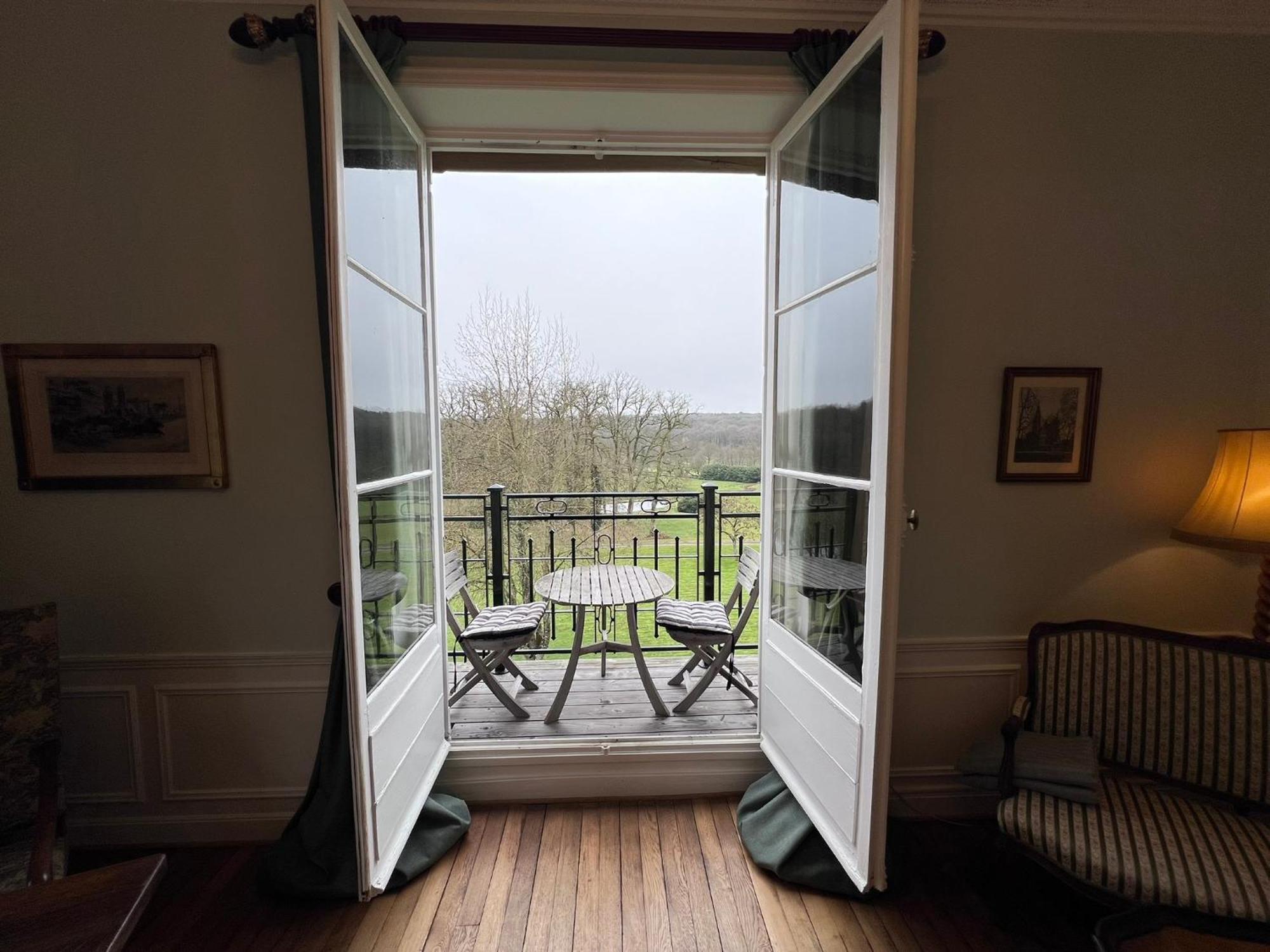 Chateau Du Gue Aux Biches Couette-café