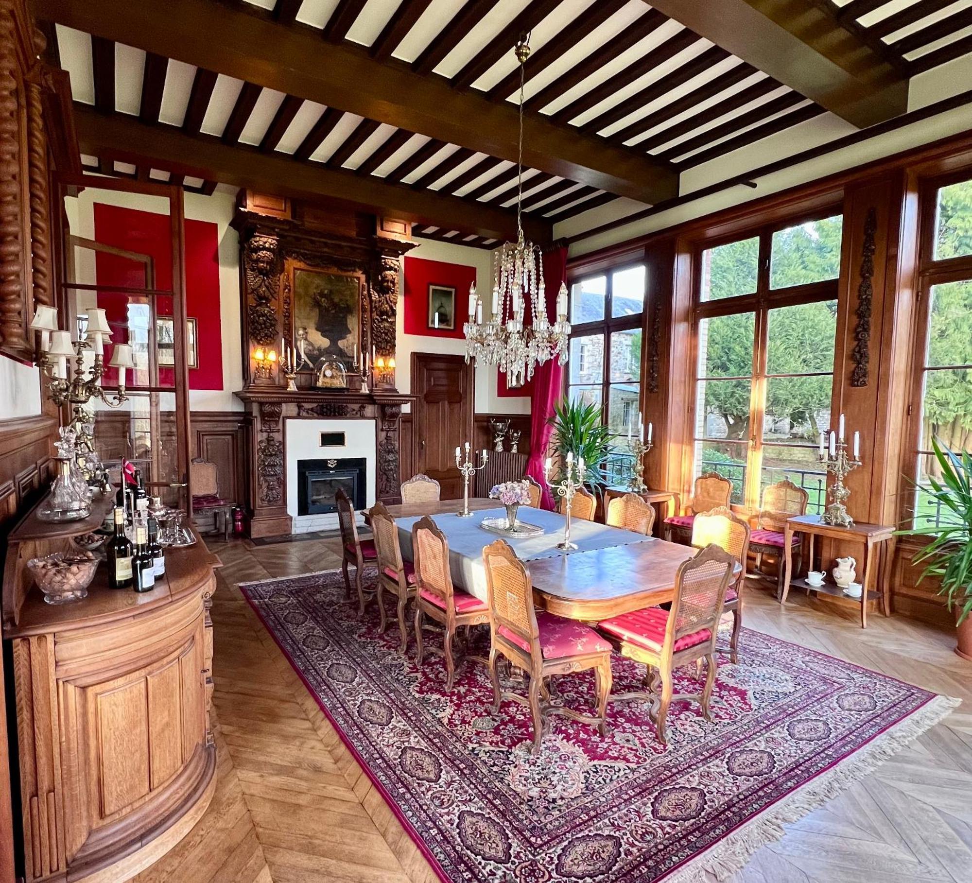 Chateau Du Gue Aux Biches Couette-café 4*